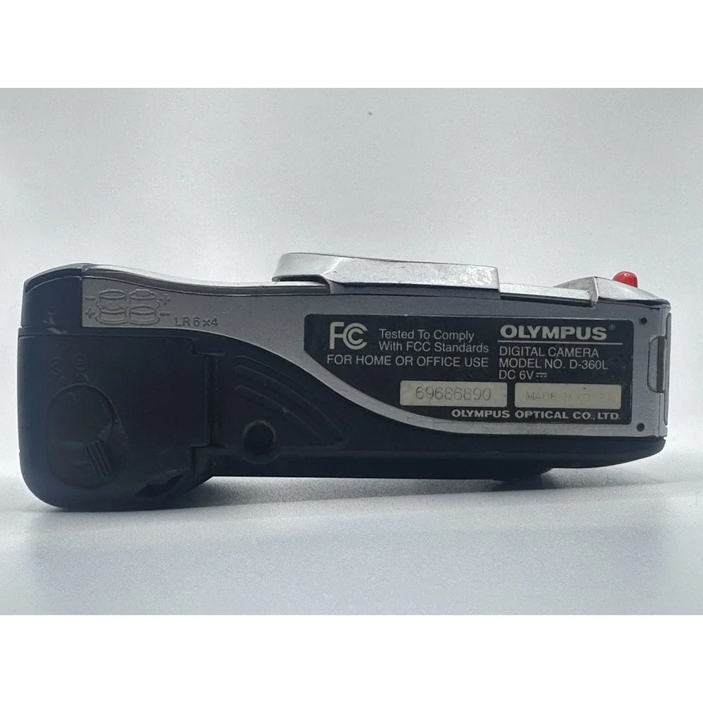 Olympus D-360L Camedia 1.3MP Y2K Digital Camera Untested for parts/repair